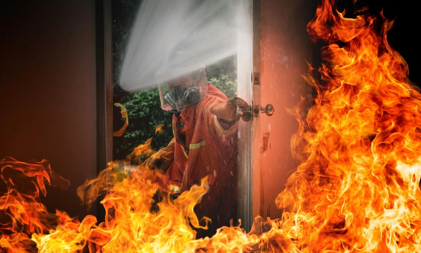 Read more about the article Can Fire-Resistant Coatings Lower Insurance in High-Risk Zones in 2025?